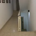 Candid Aura Private In Shared Sliema Basement Accommodatie bij particulieren