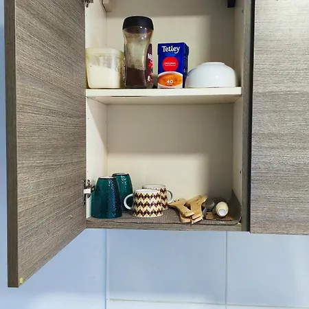 民宿 Candid Aura Private In Shared Sliema Basement Gzira